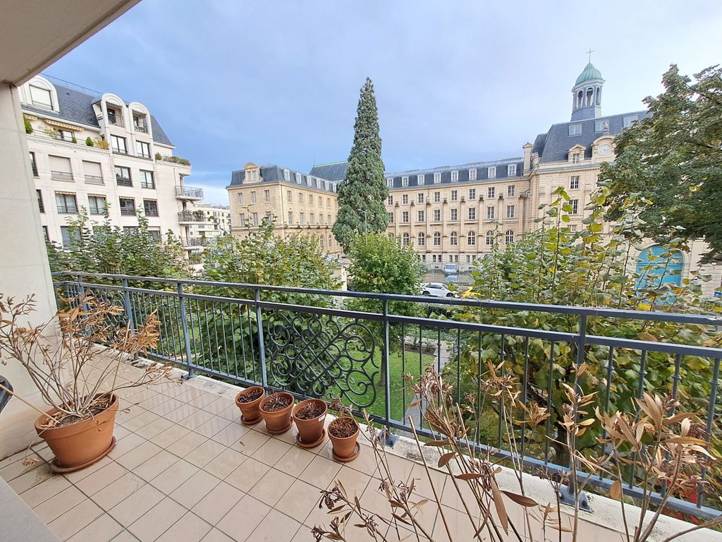 Achat appartement à vendre 3 pièces 68 m² - Issy-les-Moulineaux