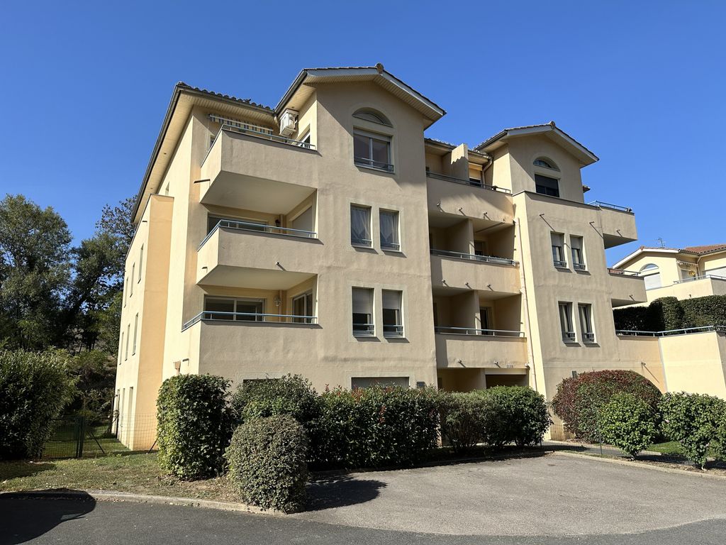 Achat appartement à vendre 3 pièces 71 m² - Sain-Bel