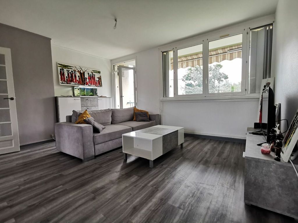 Achat appartement à vendre 4 pièces 81 m² - Mourenx