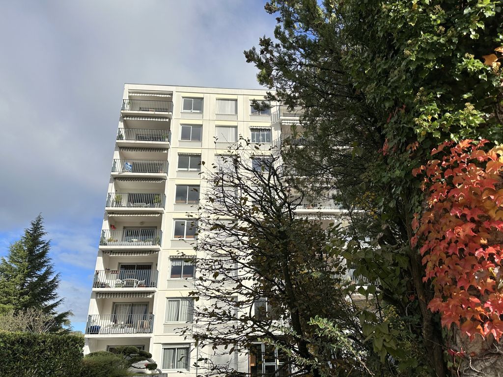 Achat appartement à vendre 3 pièces 82 m² - Sainte-Foy-lès-Lyon