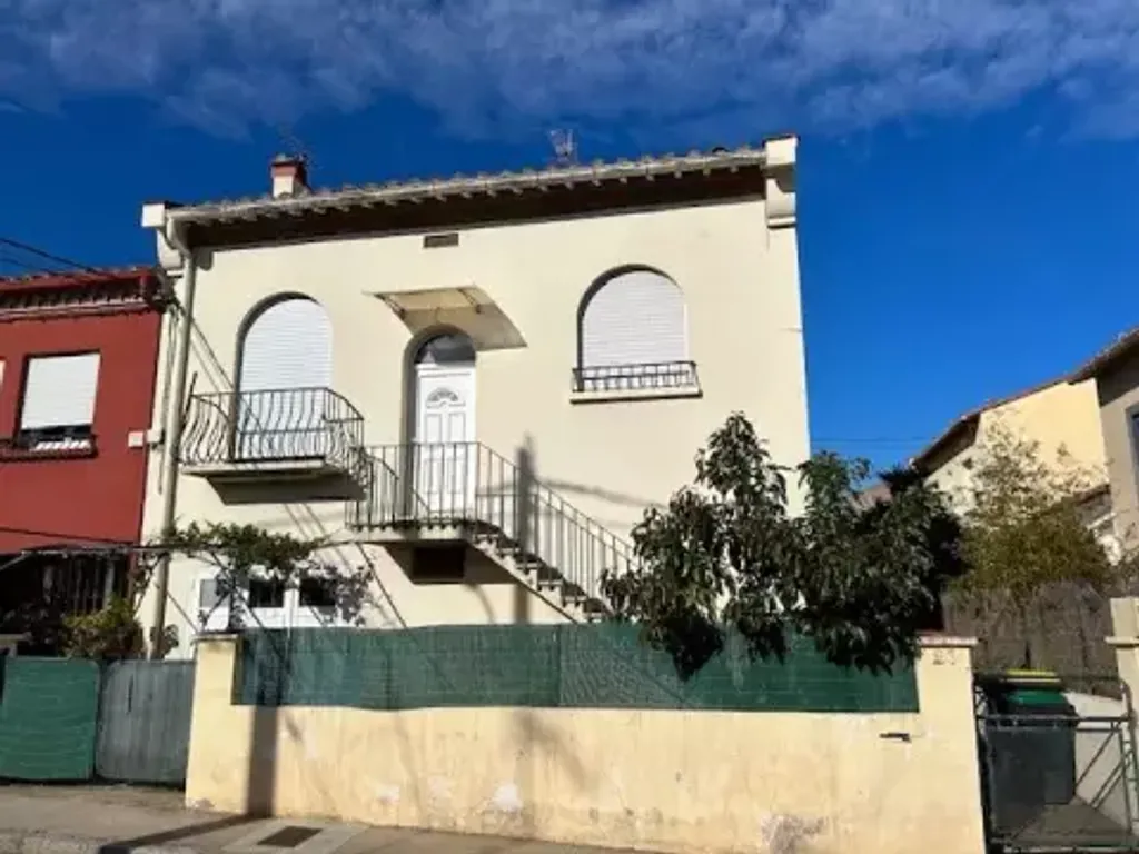 Achat maison à vendre 3 chambres 105 m² - Perpignan