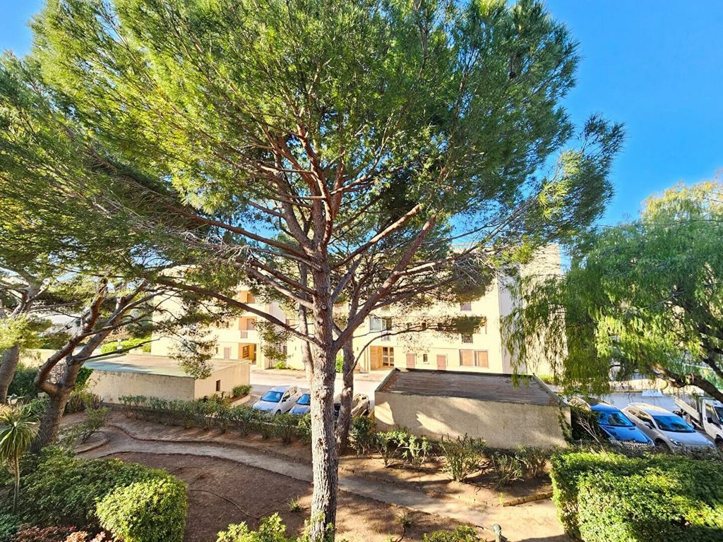 Achat appartement à vendre 2 pièces 47 m² - Sanary-sur-Mer