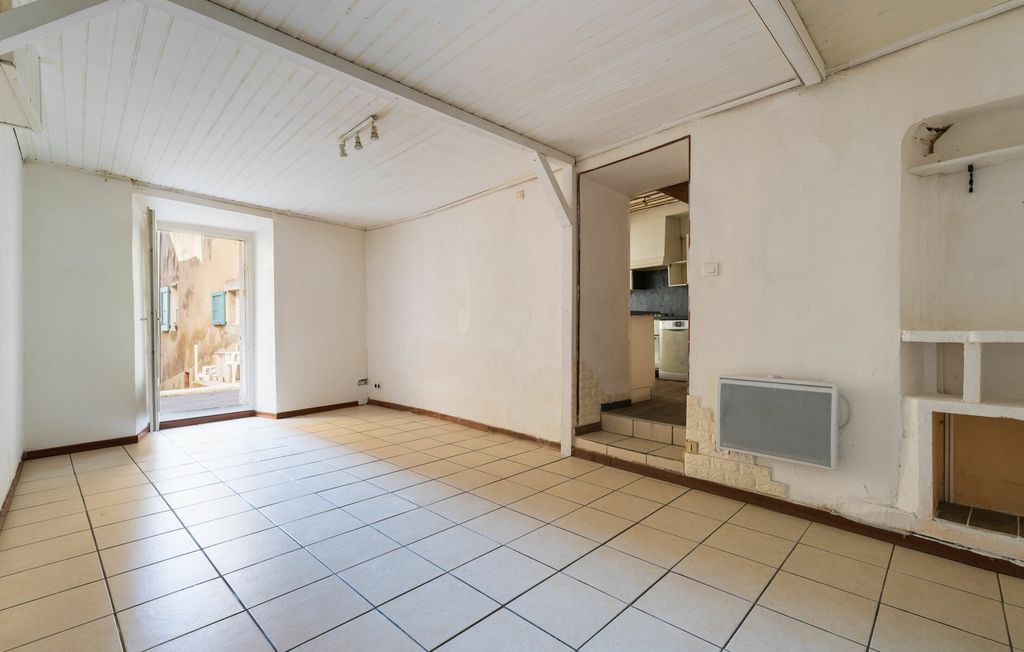 Achat maison à vendre 4 chambres 112 m² - Sainte-Tulle