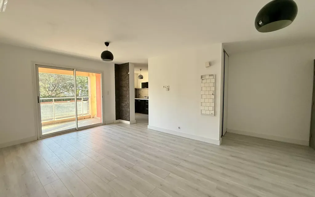 Achat appartement à vendre 3 pièces 67 m² - Biguglia