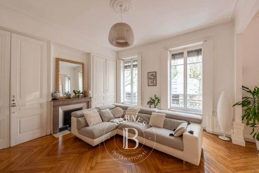 Achat appartement à vendre 3 pièces 111 m² - Lyon 6ème arrondissement