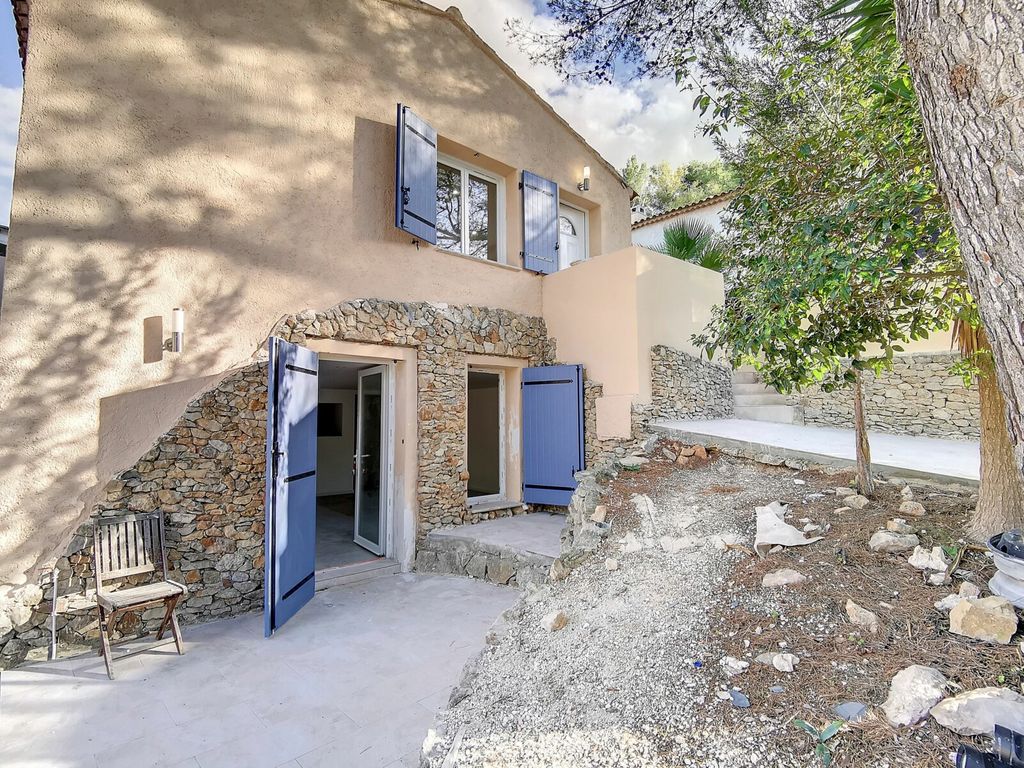 Achat appartement à vendre 2 pièces 57 m² - Toulon