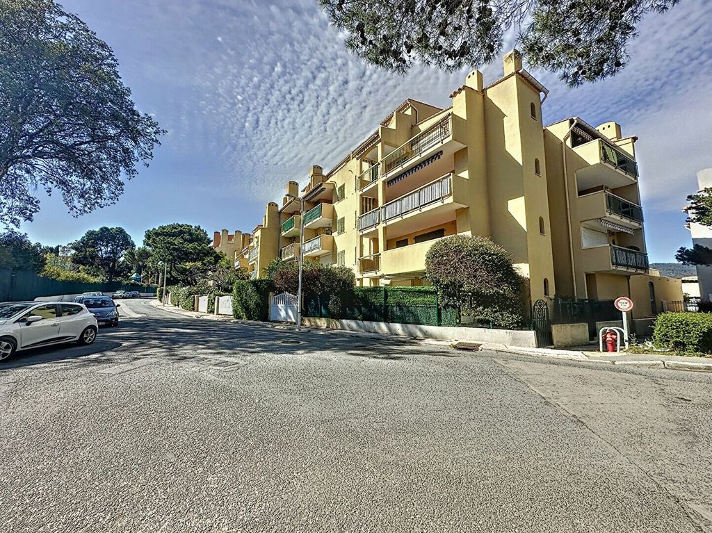 Achat studio à vendre 36 m² - Cavalaire-sur-Mer