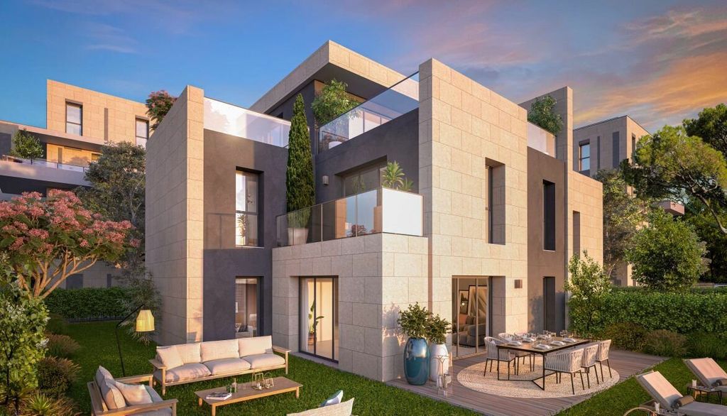Achat maison à vendre 3 chambres 200 m² - Marseille 8ème arrondissement