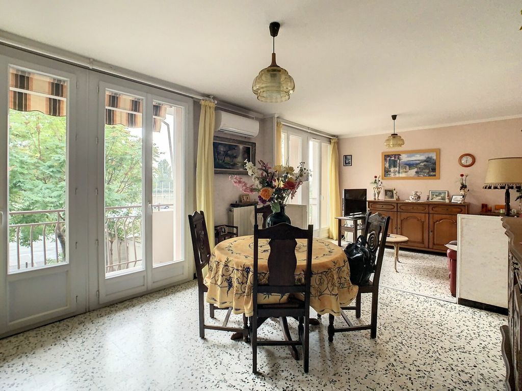 Achat appartement à vendre 3 pièces 70 m² - Avignon