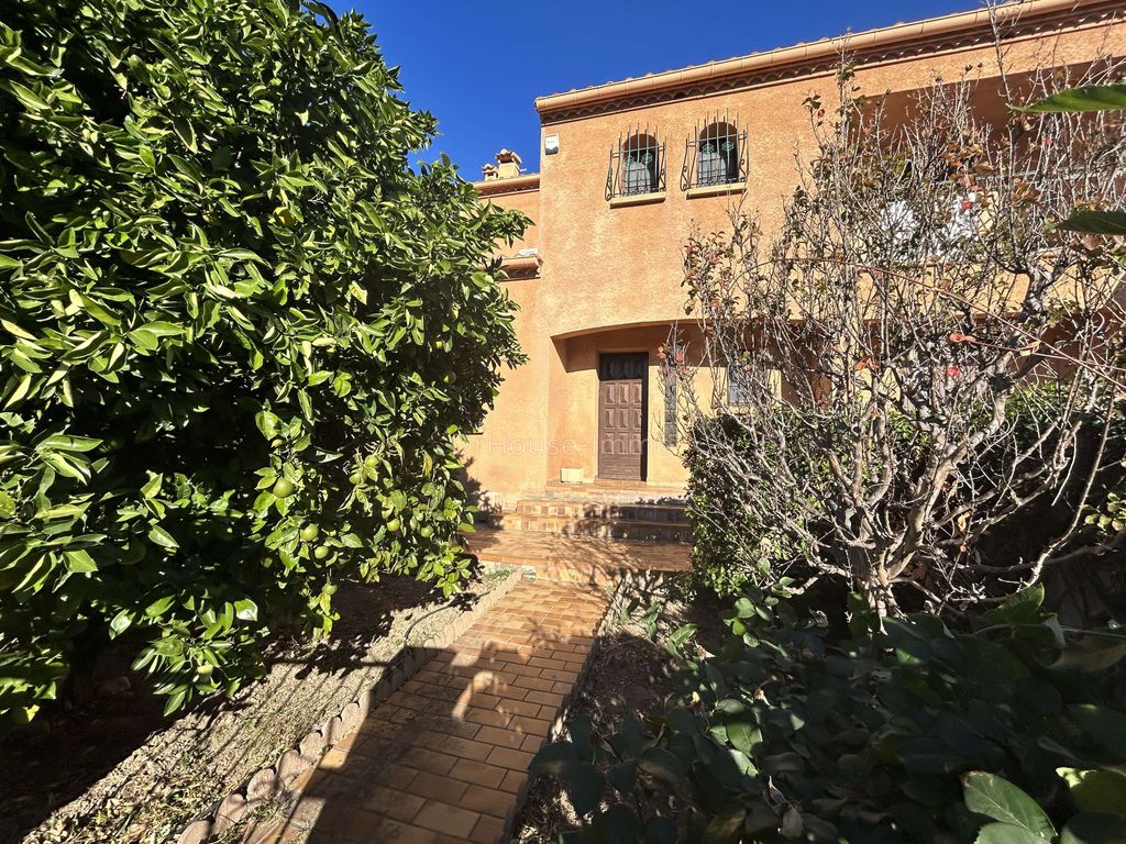 Achat maison à vendre 4 chambres 156 m² - Perpignan