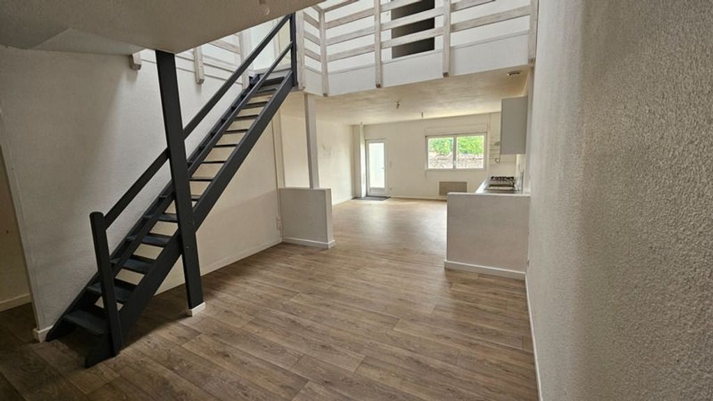 Achat maison à vendre 4 chambres 180 m² - Cubnezais