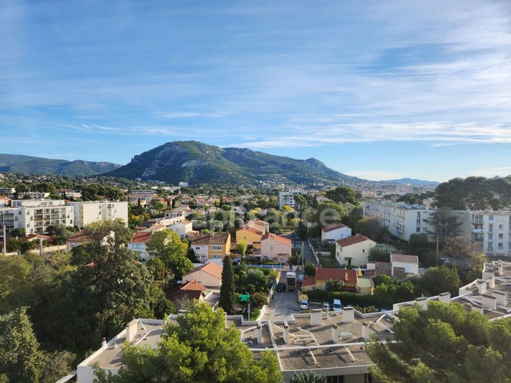 Achat appartement à vendre 3 pièces 80 m² - Toulon