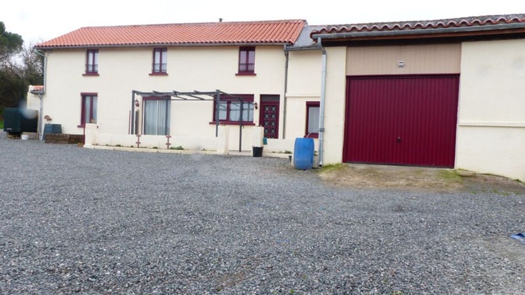 Achat maison à vendre 3 chambres 155 m² - Saint-Loup-Lamairé