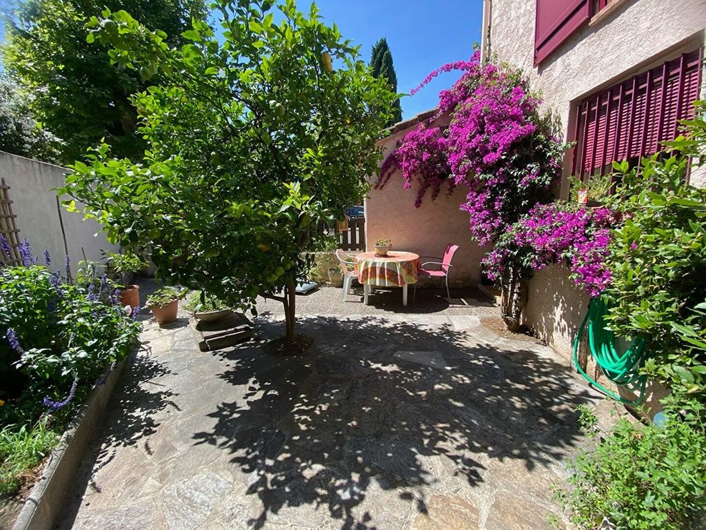 Achat maison à vendre 3 chambres 106 m² - Toulon