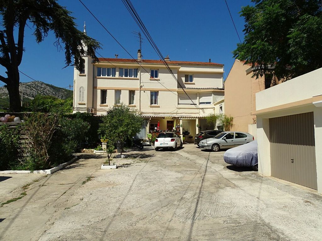 Achat maison à vendre 6 chambres 179 m² - Toulon