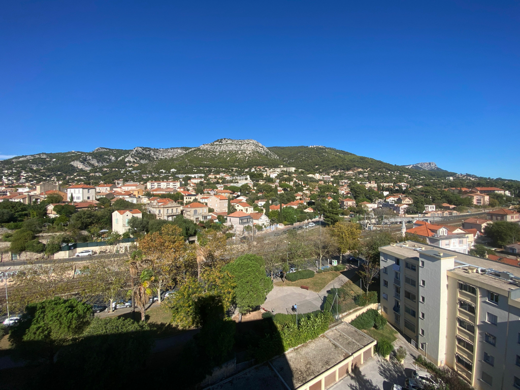 Achat appartement à vendre 4 pièces 78 m² - Toulon
