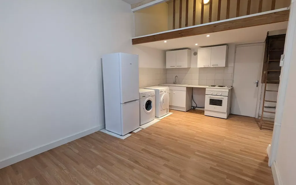 Achat appartement à vendre 2 pièces 44 m² - Toulon