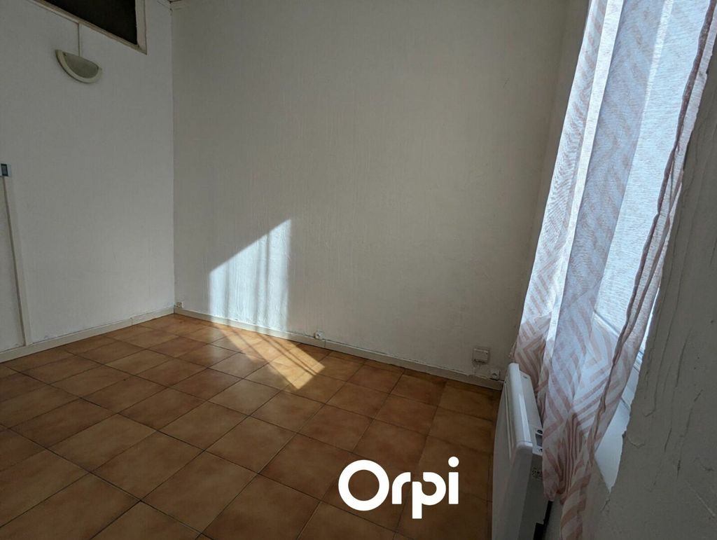 Achat appartement à vendre 2 pièces 44 m² - Le Revest-les-Eaux