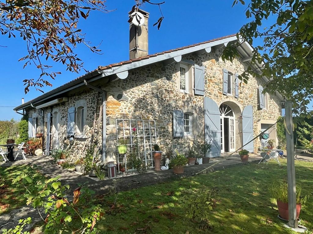 Achat maison à vendre 4 chambres 228 m² - Sorde-l'Abbaye