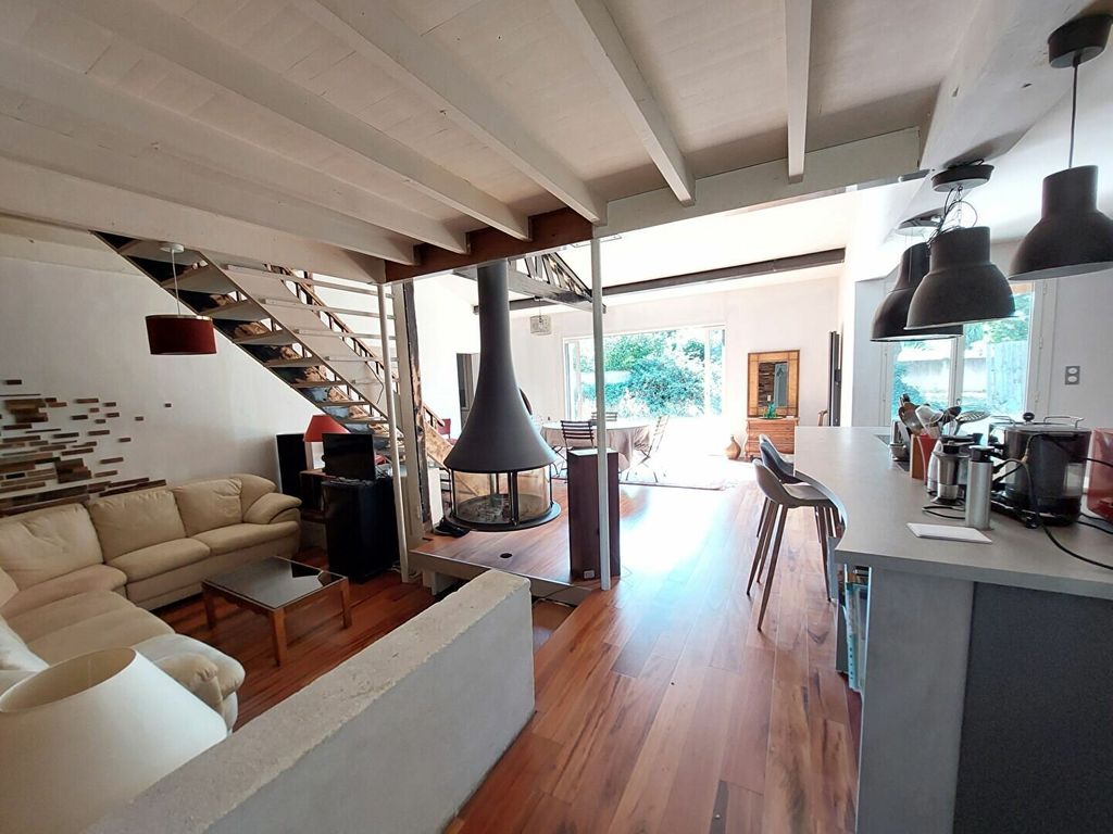 Achat maison à vendre 2 chambres 121 m² - Saint-Martin-de-Crau