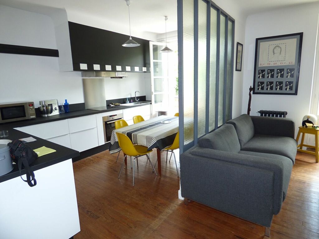 Achat appartement à vendre 6 pièces 140 m² - Urt
