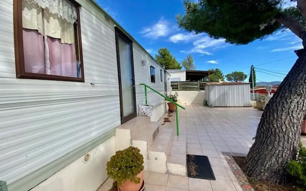 Achat maison à vendre 2 chambres 33 m² - Le Castellet