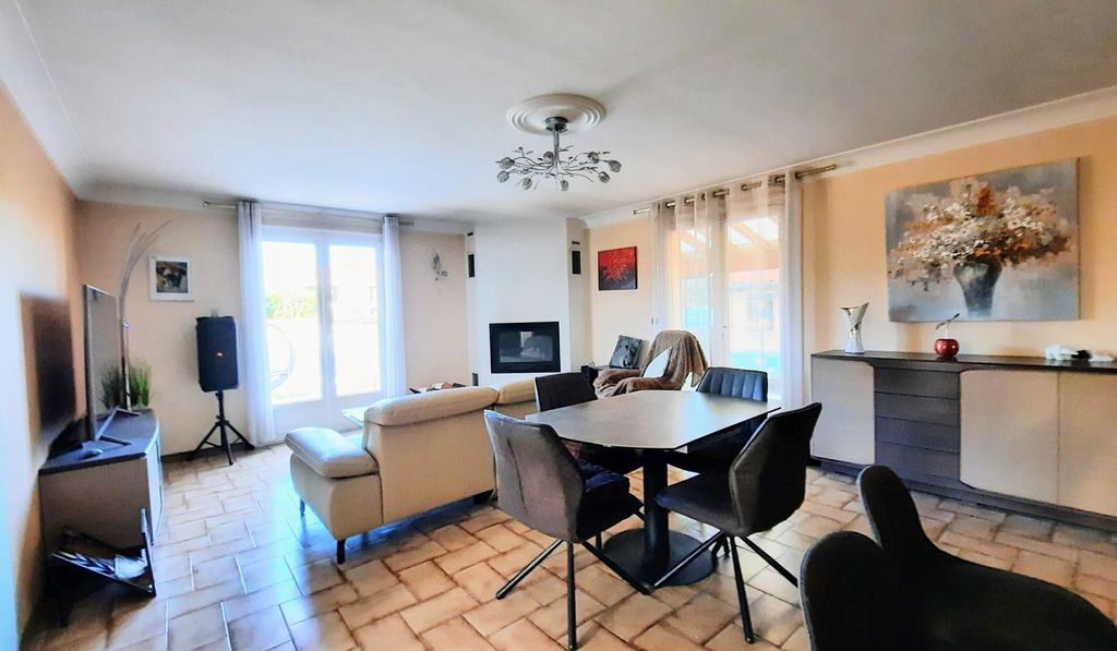 Achat maison à vendre 4 chambres 120 m² - Saleilles