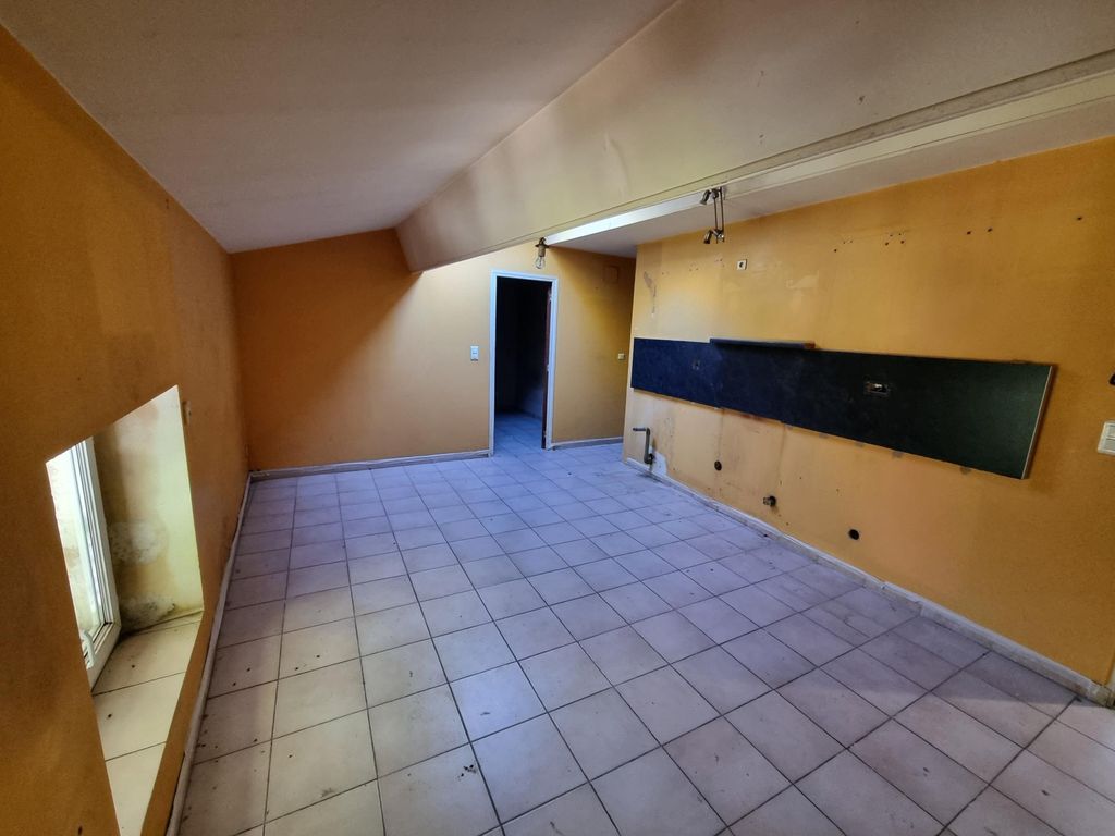 Achat appartement à vendre 2 pièces 34 m² - Eyguières