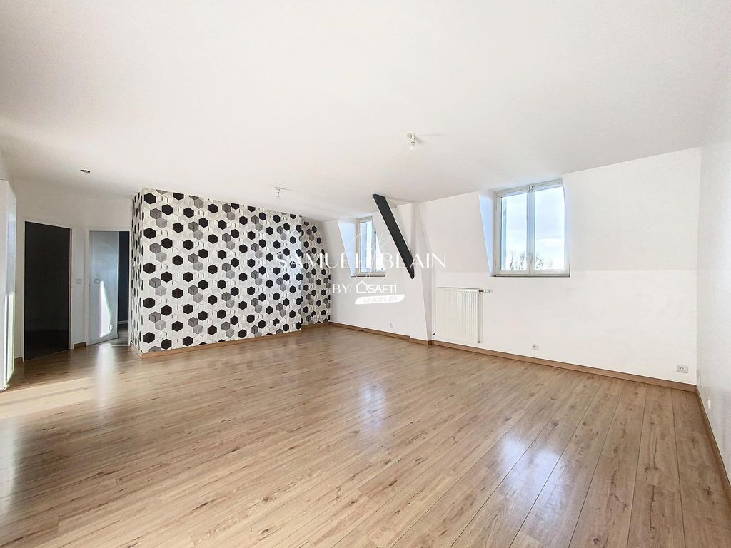 Achat appartement à vendre 5 pièces 100 m² - Saumur