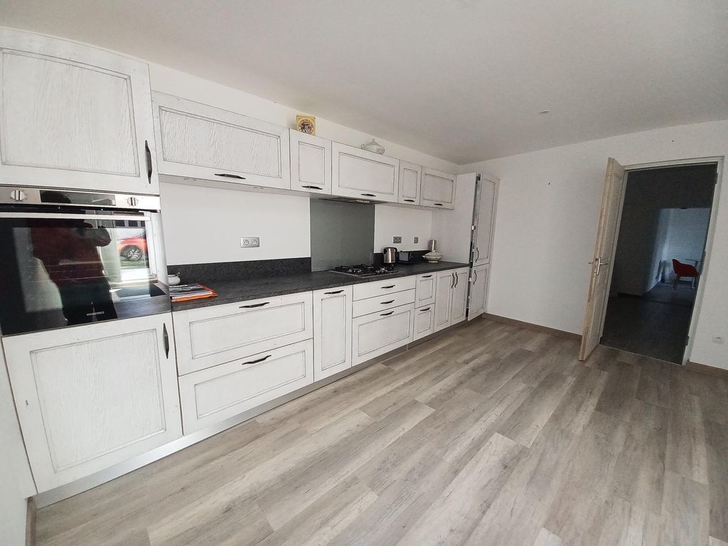 Achat maison à vendre 3 chambres 154 m² - Aigre