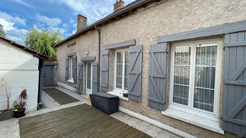 Achat maison à vendre 2 chambres 87 m² - Romorantin-Lanthenay