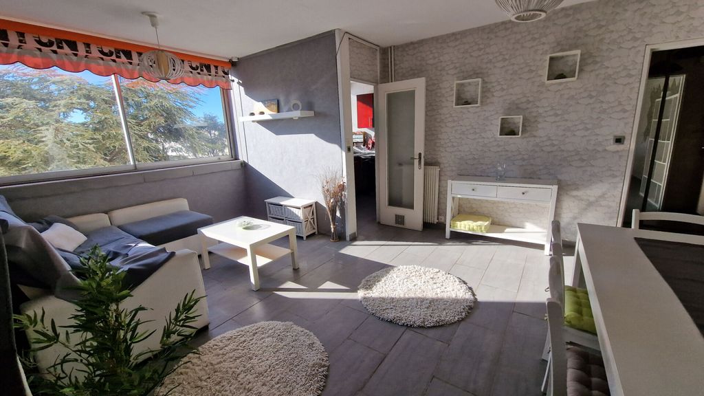 Achat appartement à vendre 2 pièces 49 m² - Nice