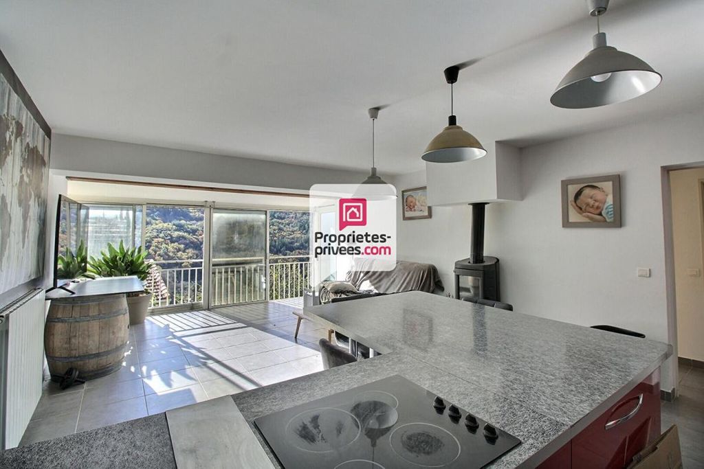 Achat maison à vendre 4 chambres 132 m² - Saint-Jean-du-Gard