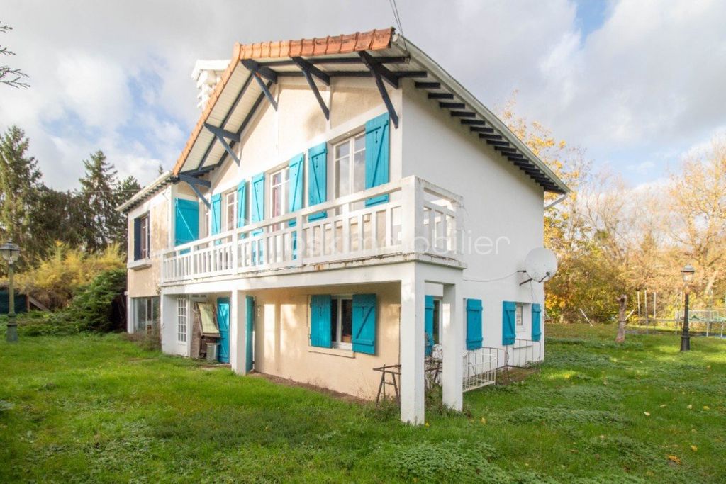 Achat maison à vendre 5 chambres 175 m² - Vaux-sur-Seine