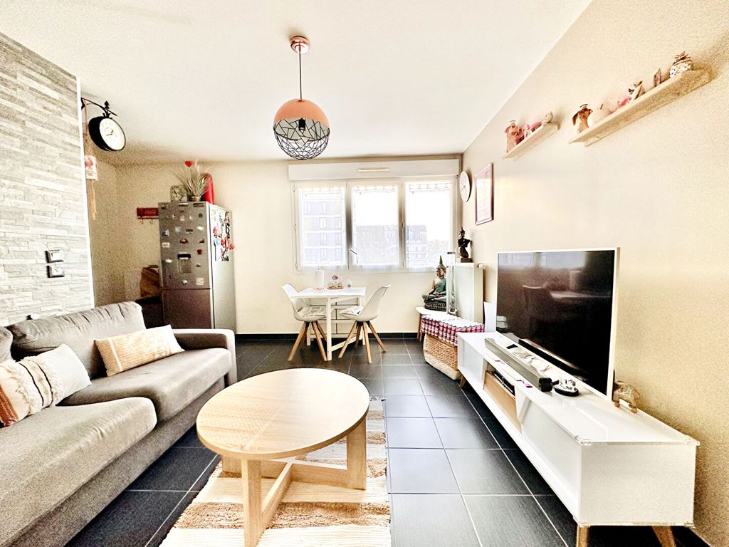 Achat appartement à vendre 2 pièces 39 m² - Choisy-le-Roi