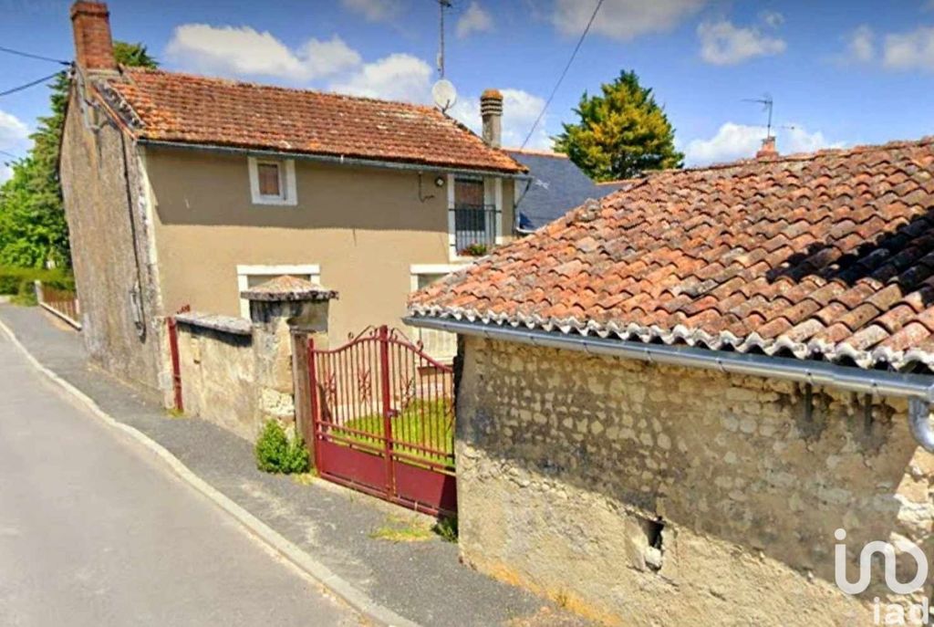 Achat maison à vendre 2 chambres 89 m² - Sérigny