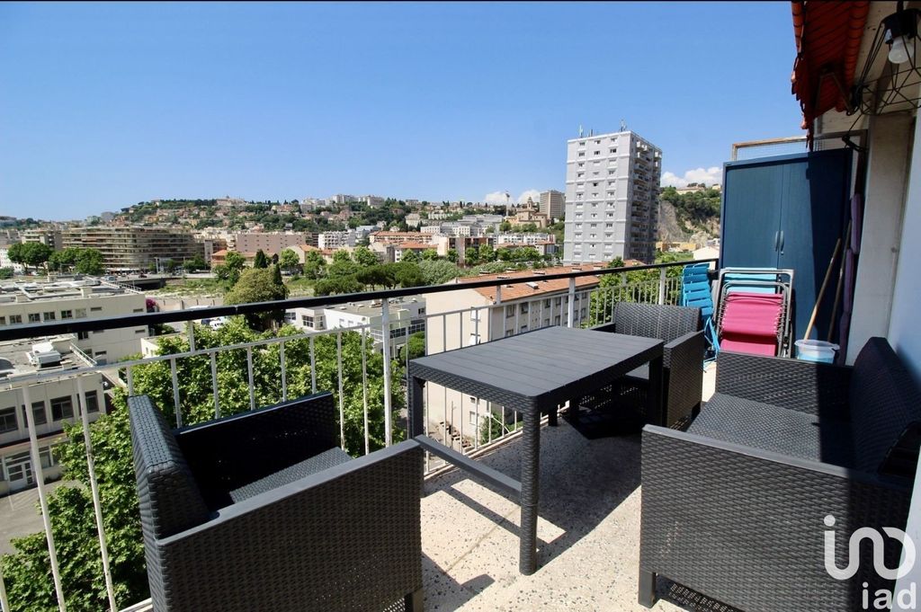 Achat appartement à vendre 4 pièces 69 m² - Nice