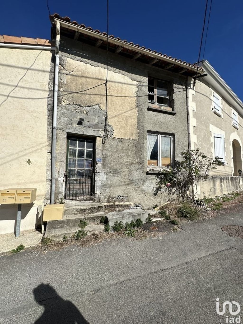 Achat maison à vendre 2 chambres 35 m² - Barbezieux-Saint-Hilaire