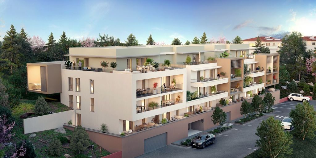 Achat maison à vendre 3 chambres 84 m² - Saint-Raphaël