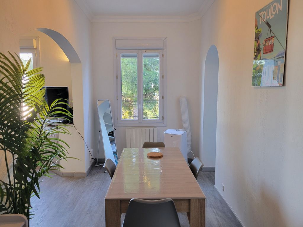 Achat appartement à vendre 3 pièces 58 m² - Toulon