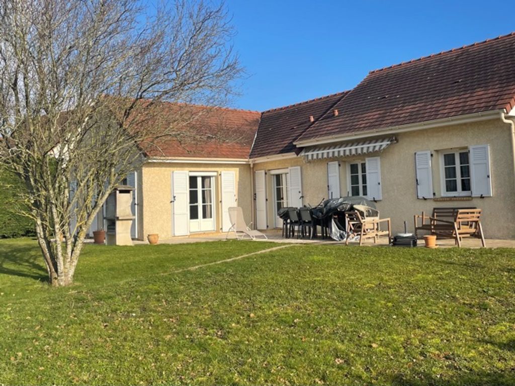 Achat maison à vendre 4 chambres 141 m² - Saint-Arnoult-en-Yvelines
