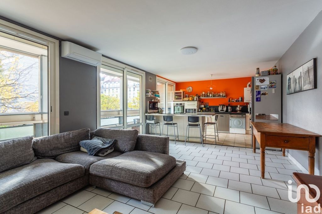 Achat appartement à vendre 4 pièces 87 m² - Villeurbanne