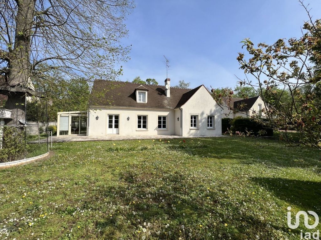 Achat maison à vendre 5 chambres 200 m² - Senlis