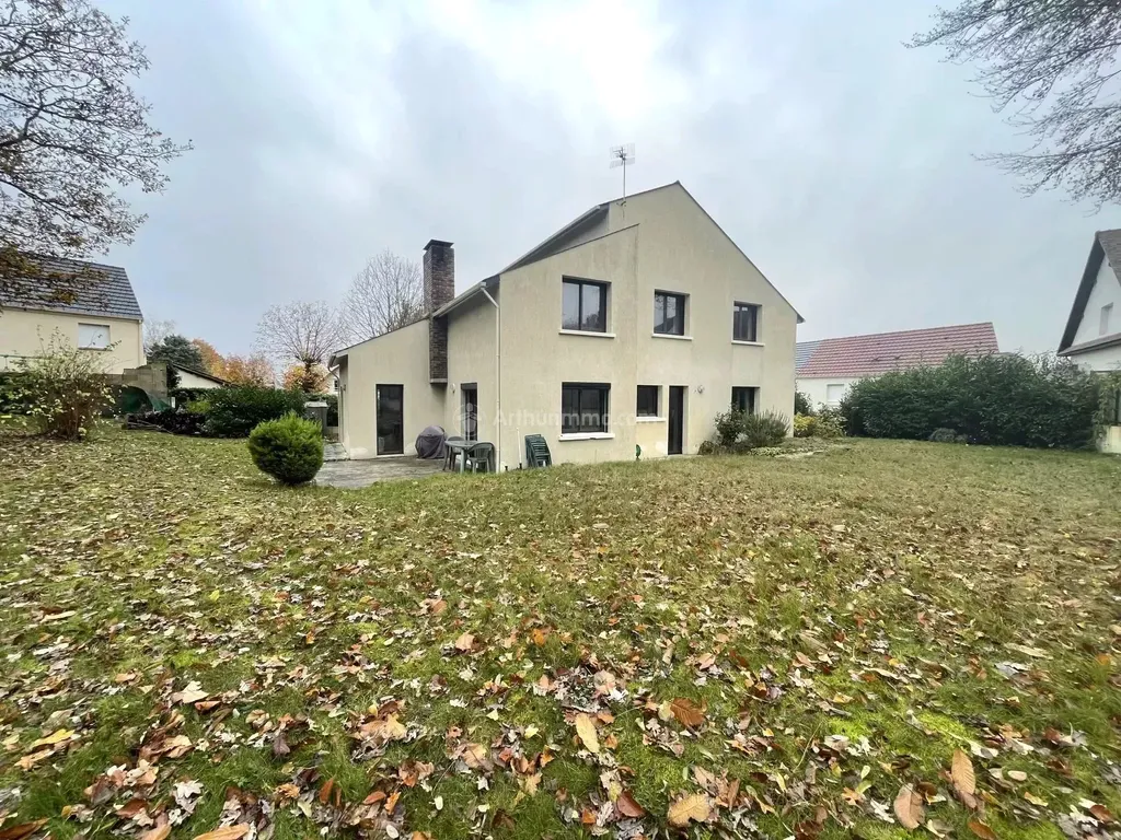 Achat maison à vendre 5 chambres 188 m² - Villebon-sur-Yvette