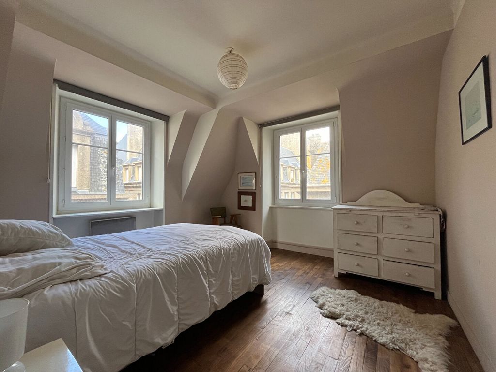 Achat appartement à vendre 5 pièces 106 m² - Saint-Malo