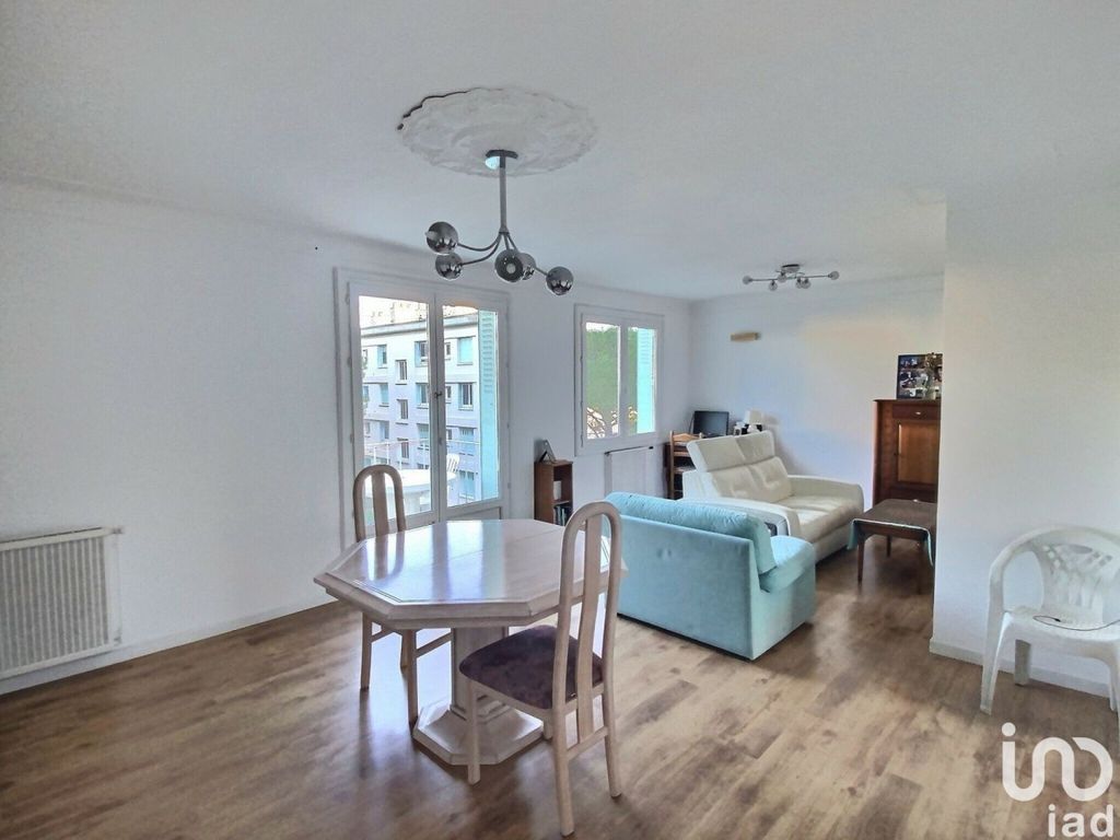 Achat appartement à vendre 4 pièces 80 m² - La Ciotat