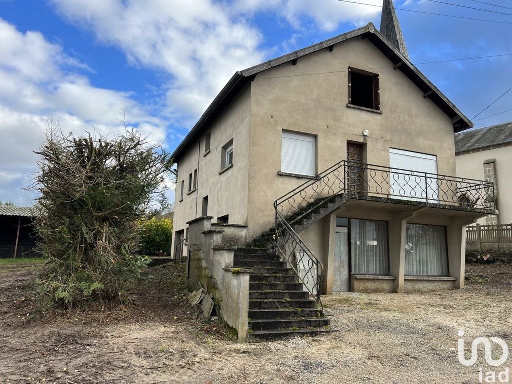 Achat maison à vendre 2 chambres 105 m² - Monétay-sur-Loire