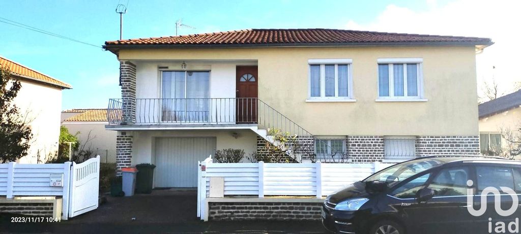 Achat maison à vendre 3 chambres 145 m² - Niort