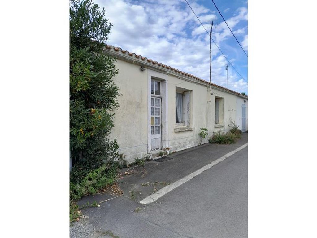 Achat maison à vendre 2 chambres 63 m² - Château-d'Olonne