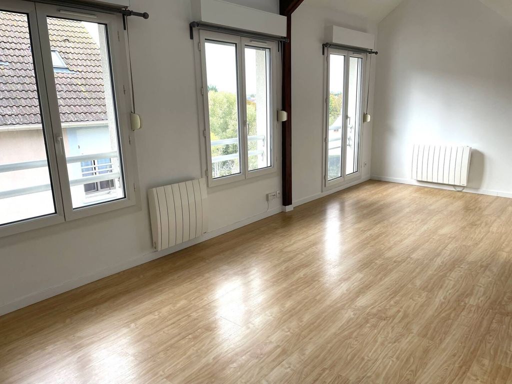 Achat duplex à vendre 1 pièce 43 m² - Émerainville